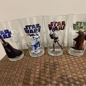 4 brand new Star Wars glass tumblers